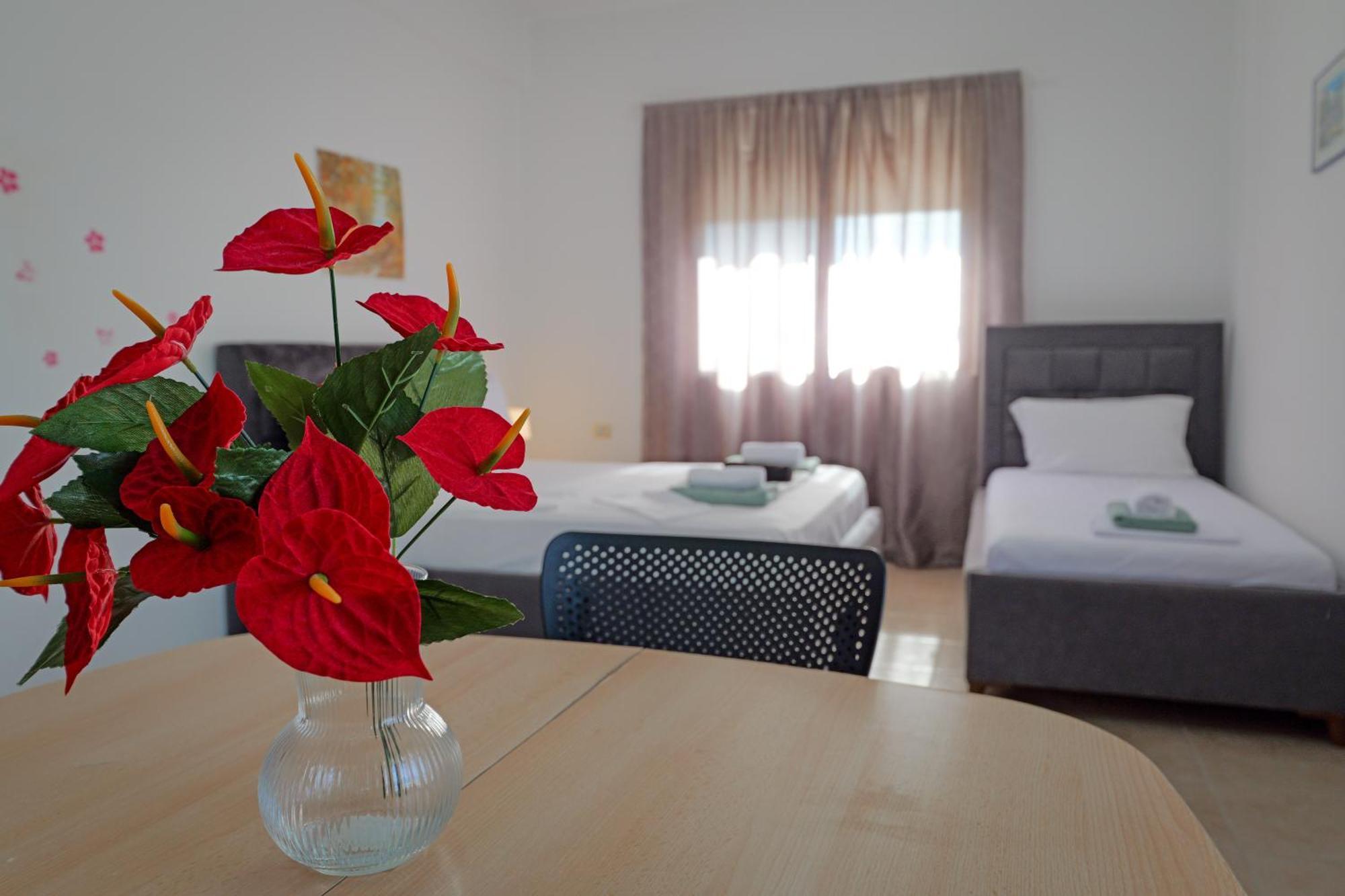 Central Garden Residence Sofia - Free Parking Ksamil Zewnętrze zdjęcie
