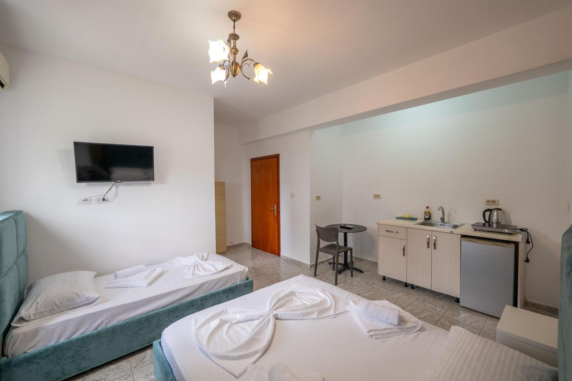 Central Garden Residence Sofia - Free Parking Ksamil Zewnętrze zdjęcie