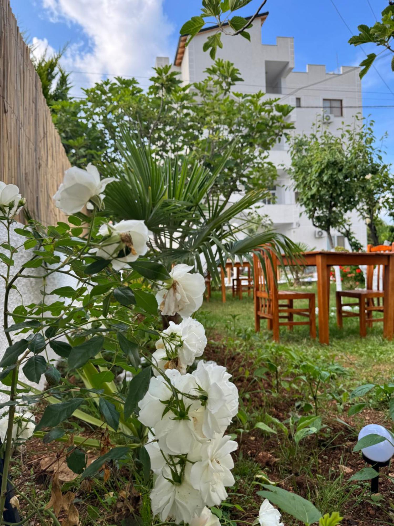 Central Garden Residence Sofia - Free Parking Ksamil Zewnętrze zdjęcie